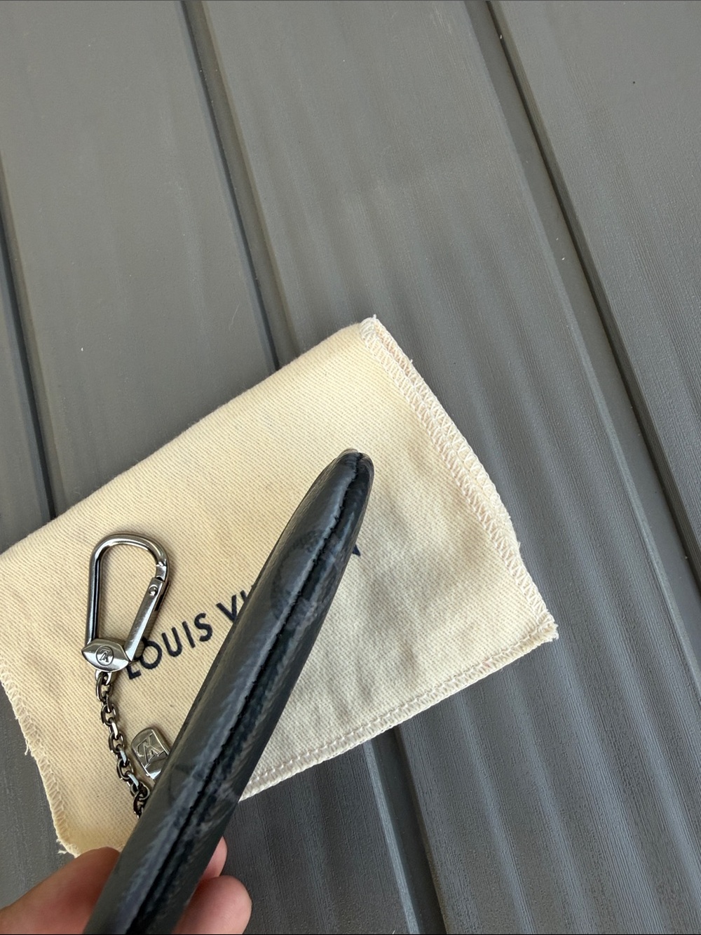Louis Vuitton Eclipse Reverse Key Pouch with Silver Chain Clip - Picture 9 of 12